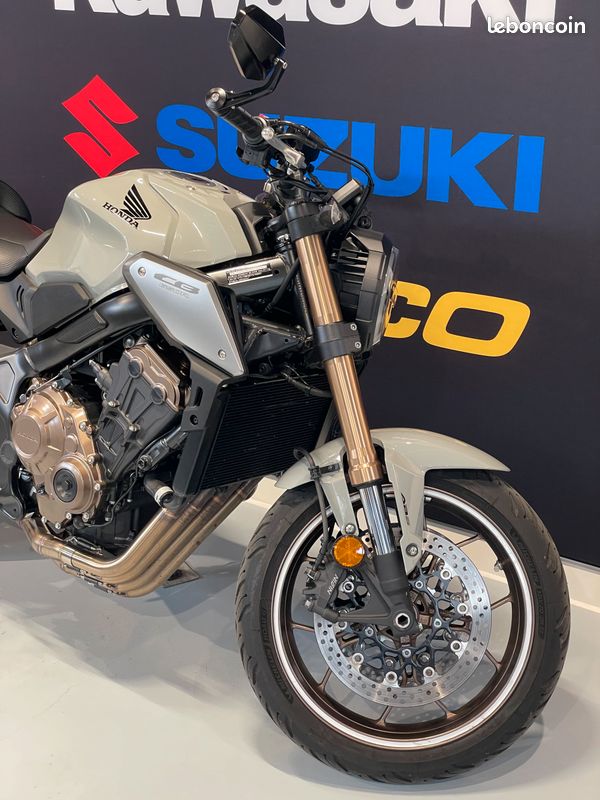 HONDA CB 650 R compatible jeune permis A2