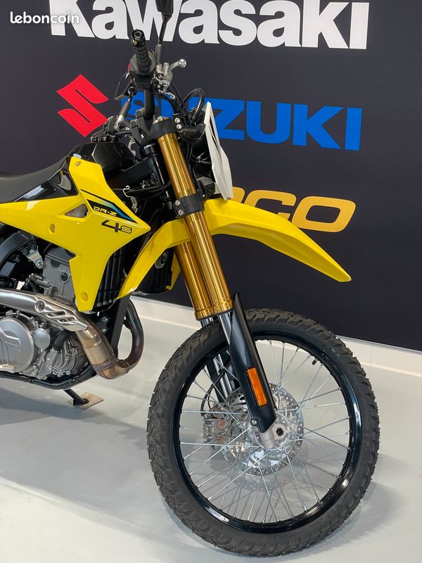 SUZUKI DRZ-4S