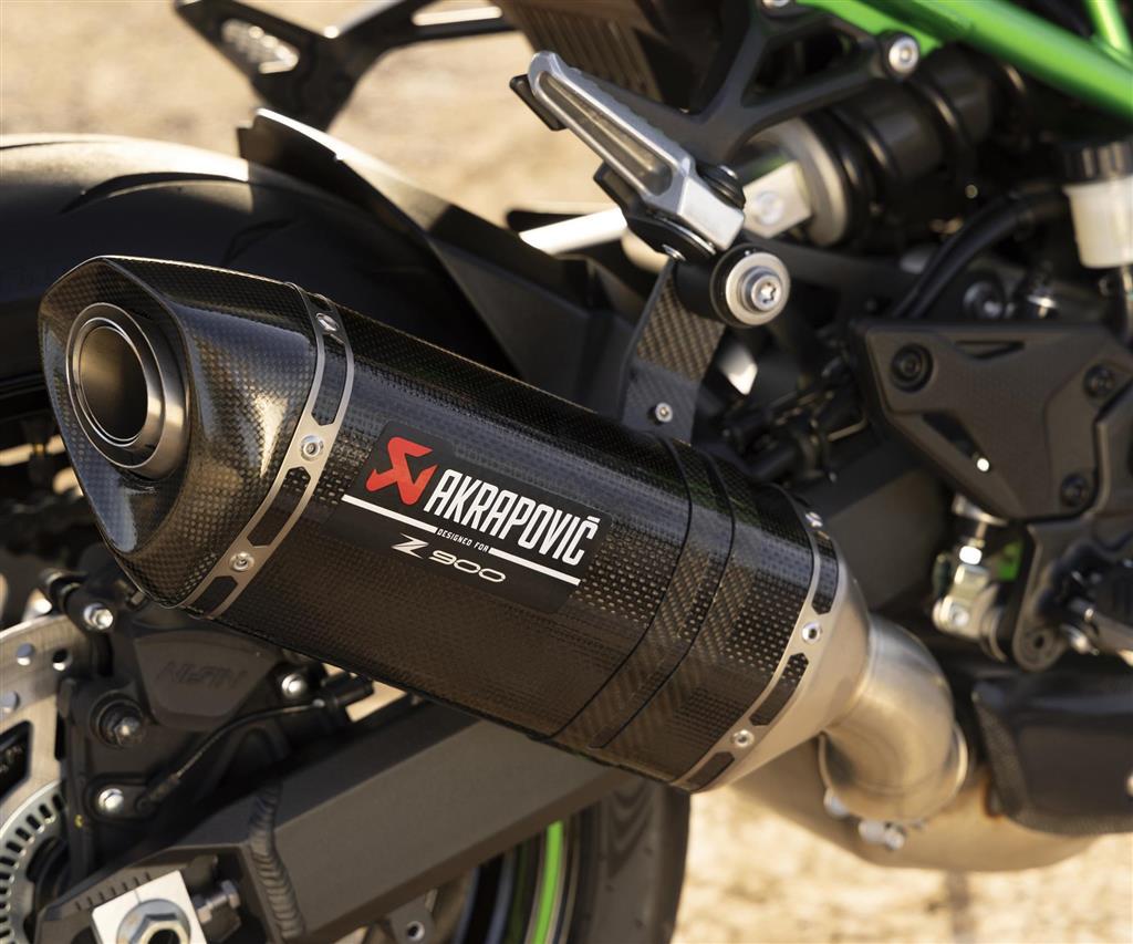 Échappement Akrapovič carbone (Z900/SE) Kawasaki – Motos Dario Colmar