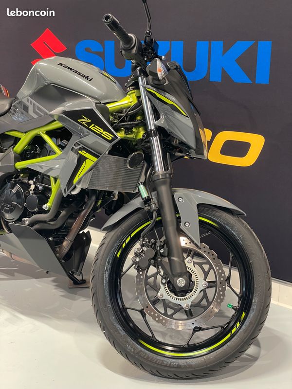 KAWASAKI Z125