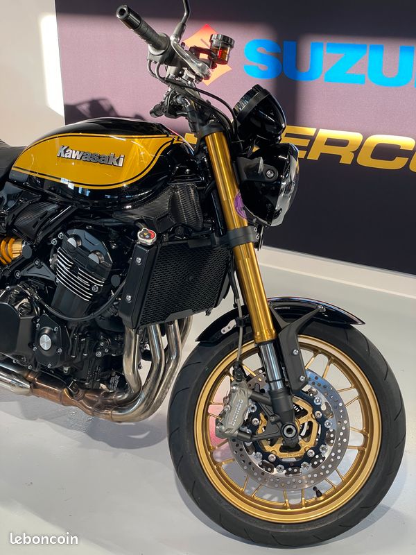 KAWASAKI Z900 RS SE