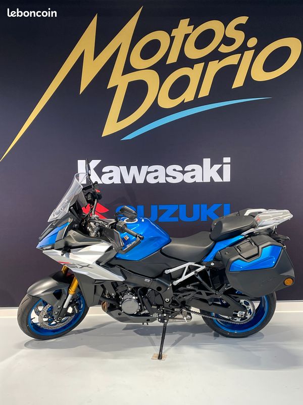 SUZUKI GSX-S 1000 GX avec valises latérales