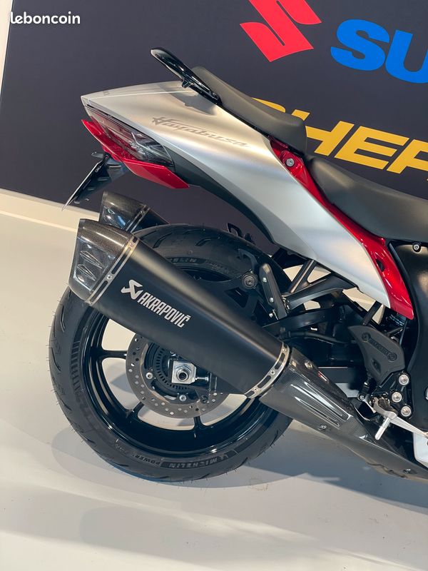 SUZUKI HAYABUSA GSX-R 1300