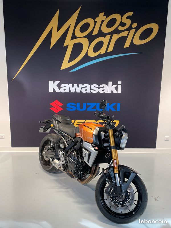 SUZUKI GSX-8T bridée jeune permis