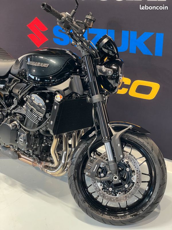 KAWASAKI Z900RS BLACK BALL EDITION bridée jeune permis A2
