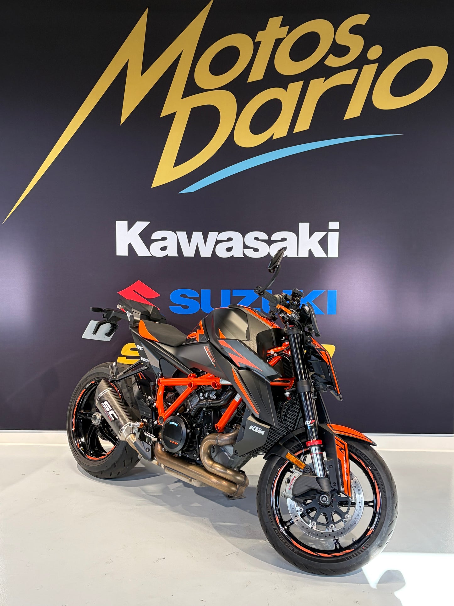 KTM 1390 SUPER DUKE R