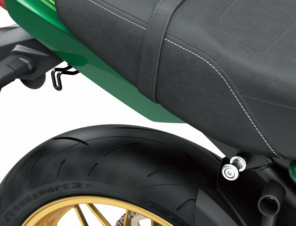 Crochet d’arrimage (Z650RS) Kawasaki – Motos Dario Colmar