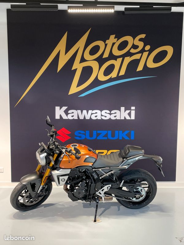 SUZUKI GSX-8T bridée jeune permis