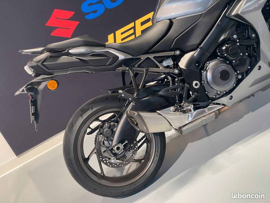 SUZUKI GSX-S 1000 GT