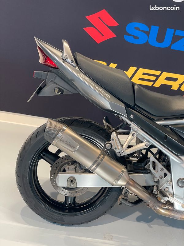 SUZUKI BANDIT 650 GSF