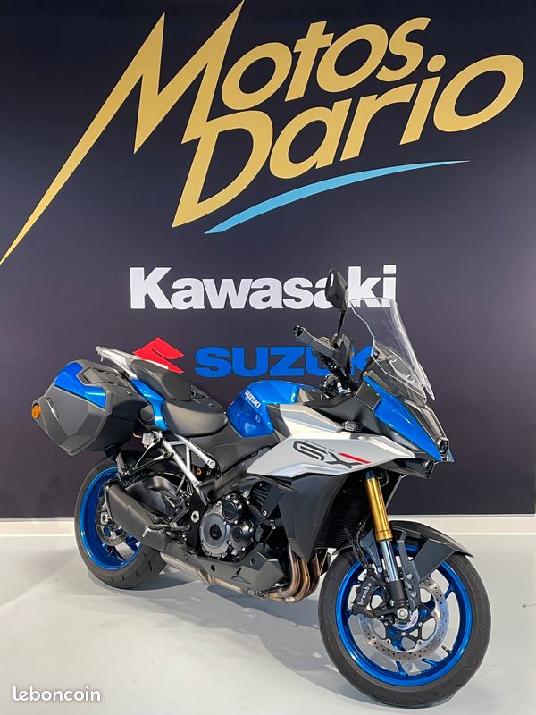 SUZUKI GSX-S 1000 GX avec valises latérales