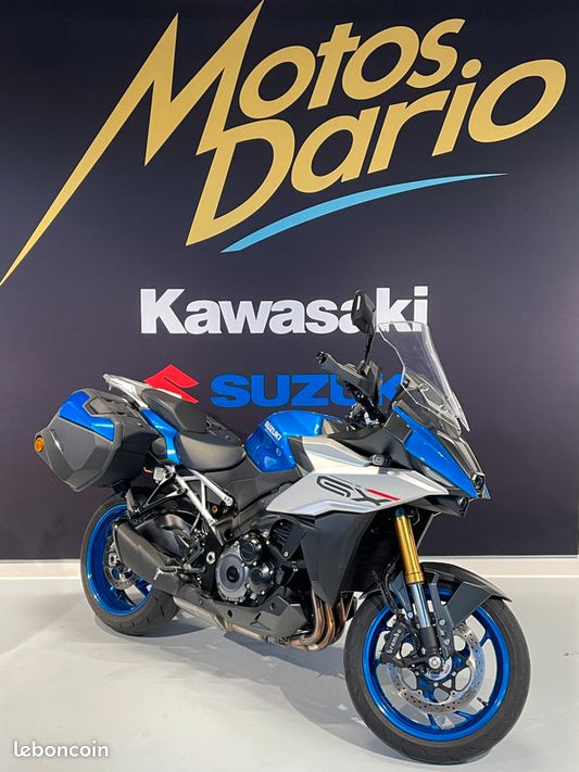 SUZUKI GSX-S 1000 GX avec valises latérales