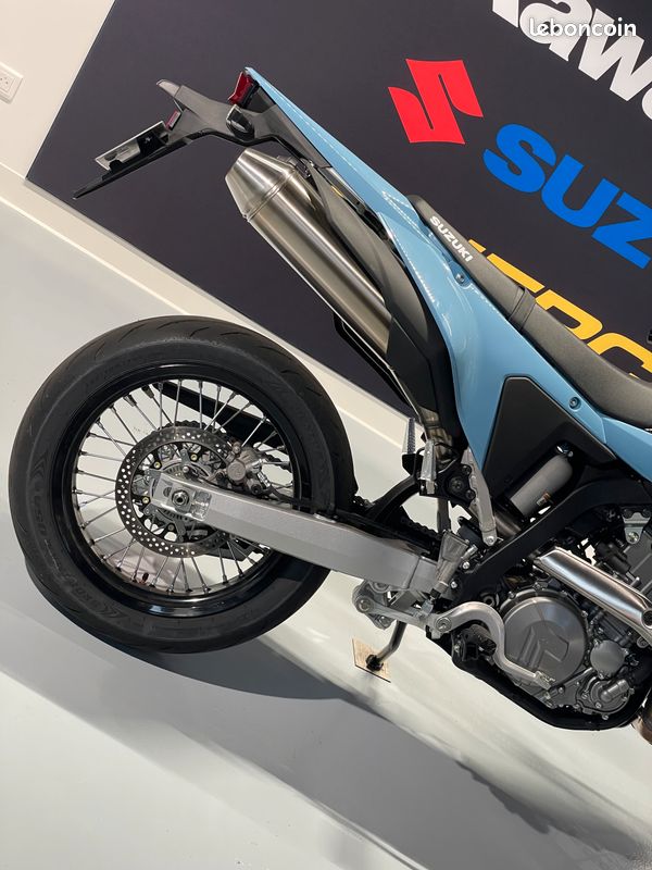 SUZUKI DRZ-4SM compatible jeune permis