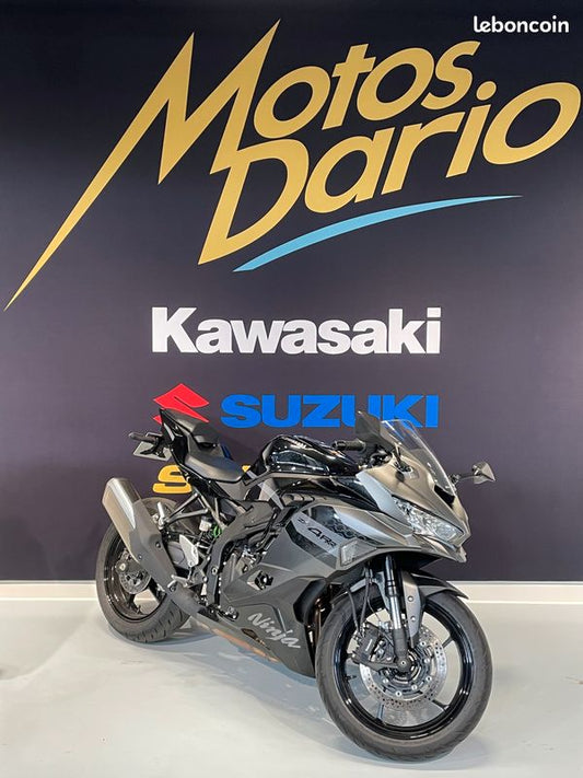 KAWASAKI NINJA ZX-4RR