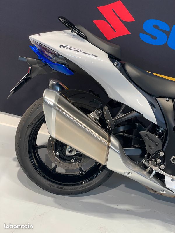 SUZUKI HAYABUSA GSX1300R