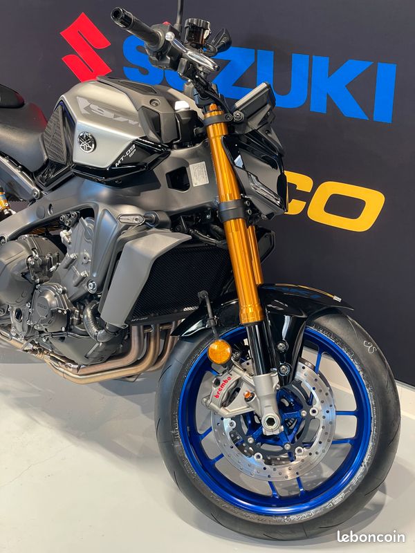 YAMAHA MT-09 SP 35KW Akrapovic bridée jeune permis A2