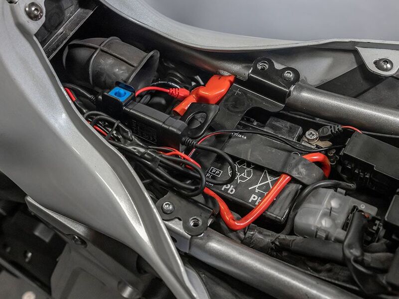 Câble d'alimentation QUAD LOCK adaptateur intelligent 12V vers USB waterproof