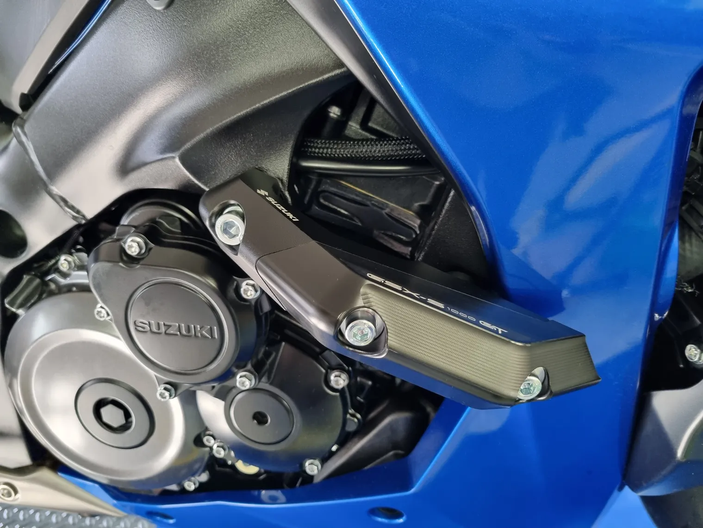 KIT PATINS DE PROTECTION GSX-S 1000 SUZUKI