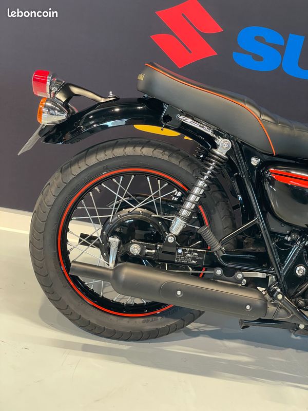KAWASAKI W800 compatible jeune permis A2
