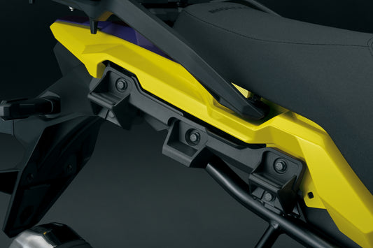 Platine de fixation supérieure valises - plastique Suzuki V-strom 800SE / V-strom 800DE – Motos Dario Colmar